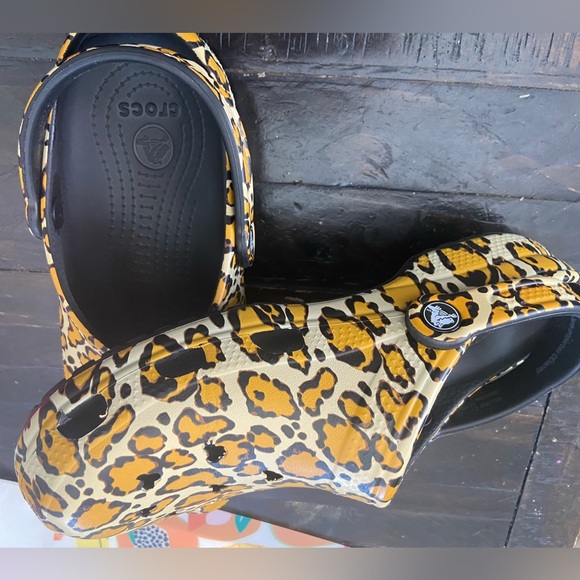 Disney Parks Cheetah Crocs - Picture 2 of 8